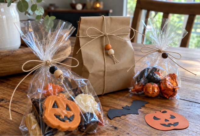 麻紐でハロウィンラッピング